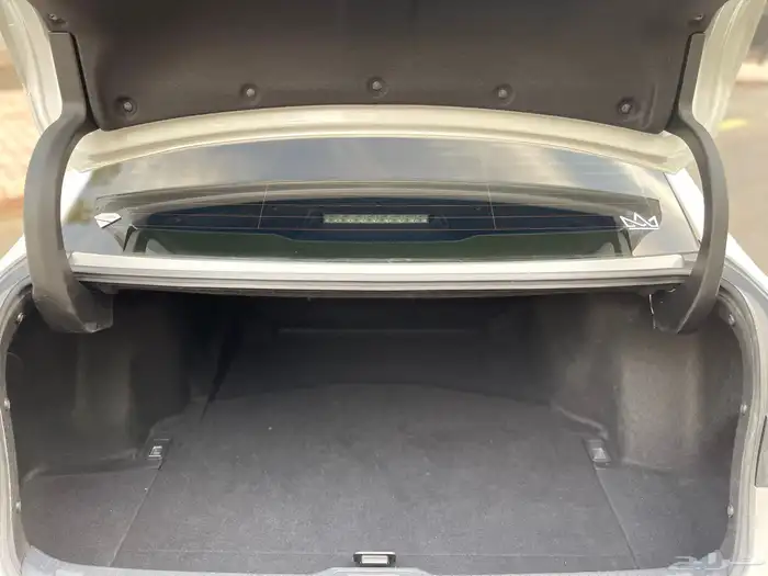 لكزس-IS300-2023(ممشي39الف) 14