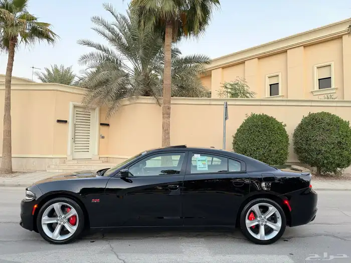 دوج تشارجر RT 2016 فل هاوس هيمي 8 سلندر بحالة الوكاله 65