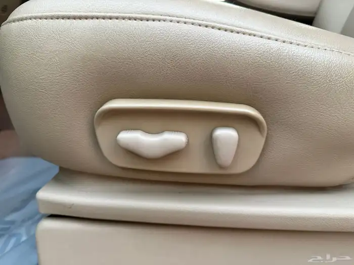 جيب ارمادا2009مخزن 25