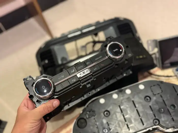 للبيع قطع اصليه فورد f-150 2021 -2023 مفكوكة من سيارتي 3