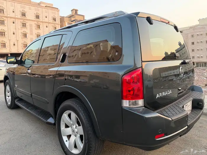 جيب ارمادا2009مخزن 11