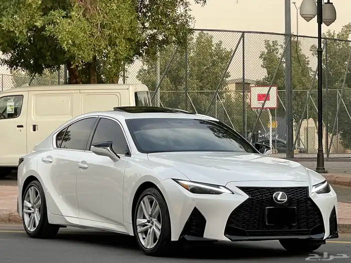 لكزس-IS300-2023(ممشي39الف) 7