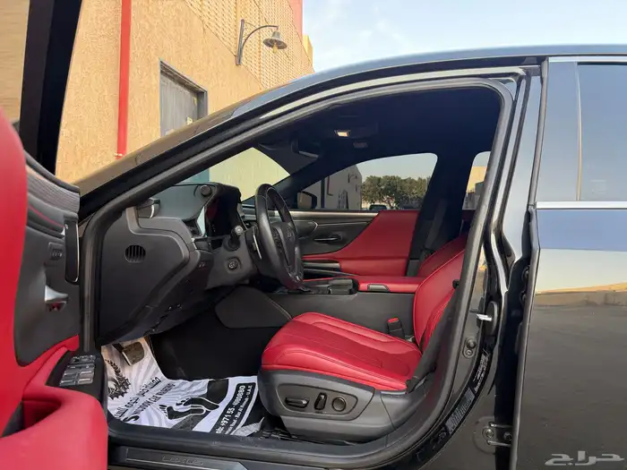 لكزس es350 F sport موديل 2021 14