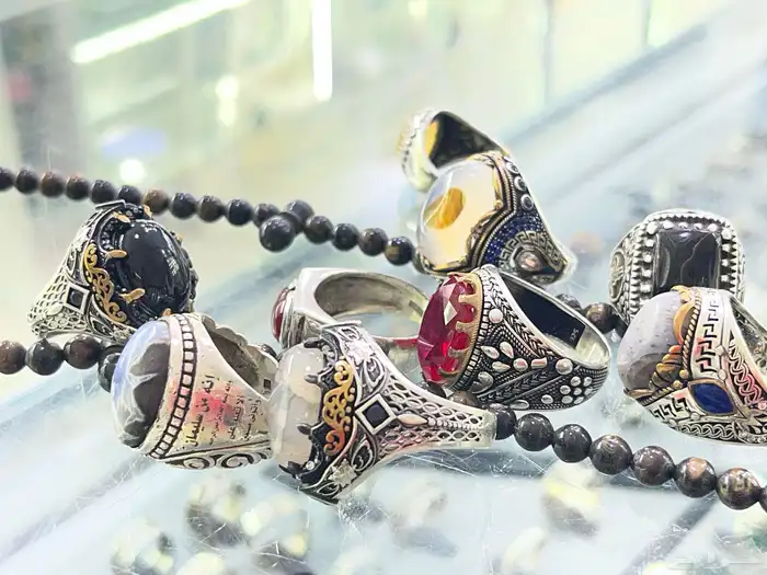 احجار كريمه طبيعي 0