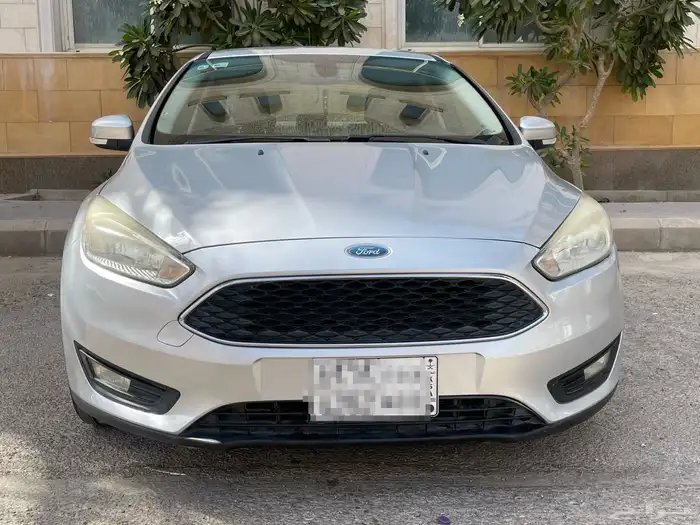 فورد فوكس نص فل 2016 بحالة ممتازة 2