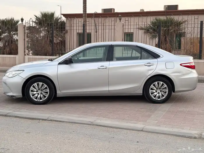 تويوتا كامري 2016 33