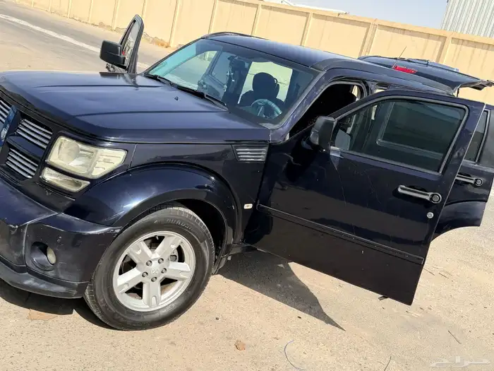 دودج نيترو 2011 2