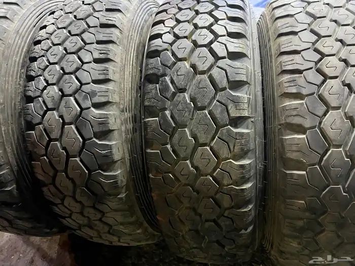 كفرات دلوب  لبنه 245.75.17مع جنوط ديازل اصلي و كاله شد بلد 17