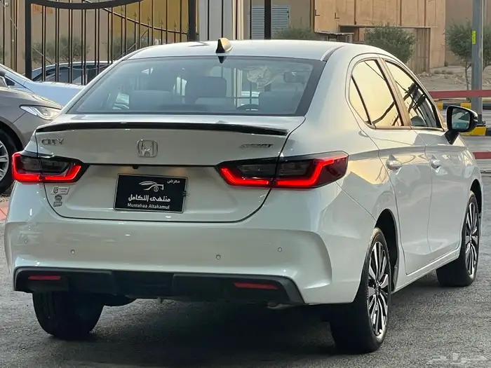 هوندا سيتي 2024 ممشى 9 الف فقط سبورت 9