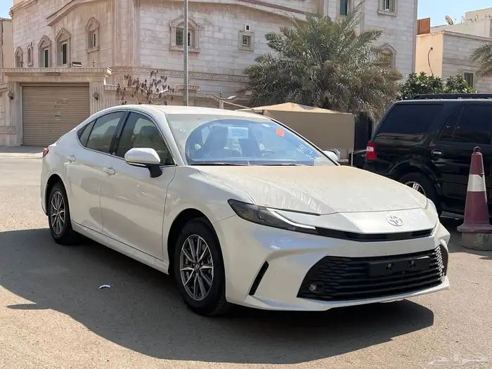 تويوتا كامري 2025 E بنزين زيرو عبداللطيف جميل اقل سعر 2