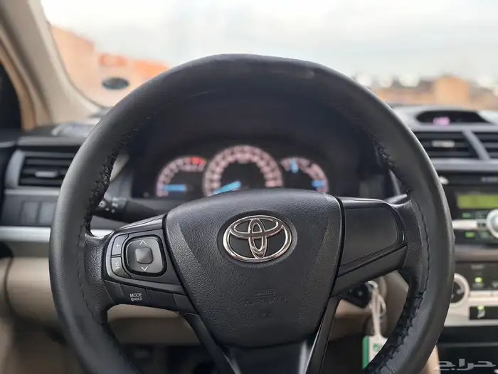 تويوتا كامري 2016 30