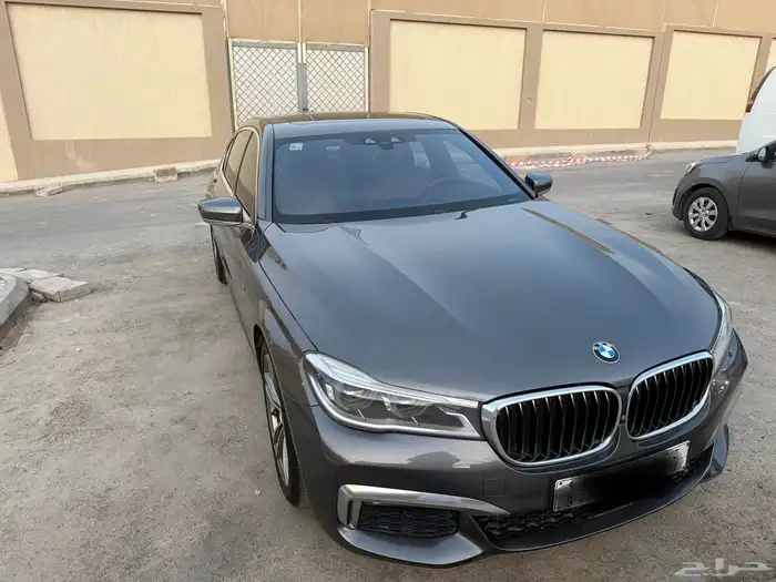 بي ام دبليو الفئة السابعة 730 Li موديل 2018 ممشى قليل جدا 1