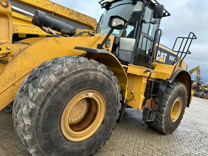 CAT 966 K 9