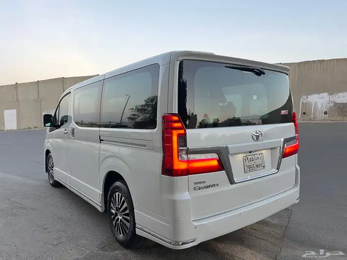تويوتا جرانفيا 2020 V6 تماتيك سعودي 3