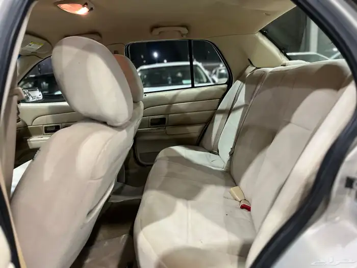 فورد فكتوريا 2011 20