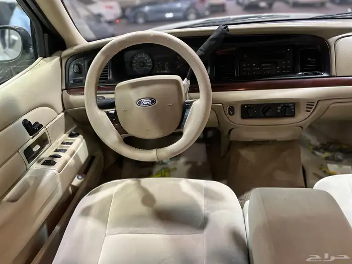 فورد فكتوريا 2011 24