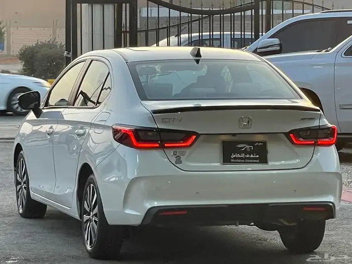 هوندا سيتي 2024 ممشى 9 الف فقط سبورت 10