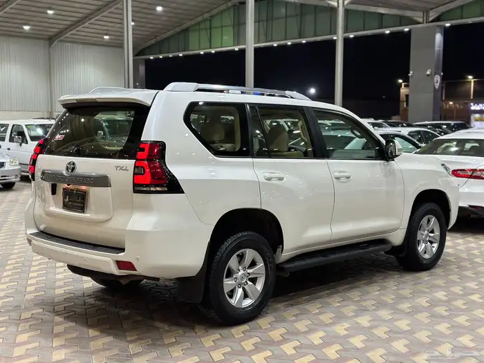 تويوتا برادو موديل 2022 سعودي 4سلندر 5