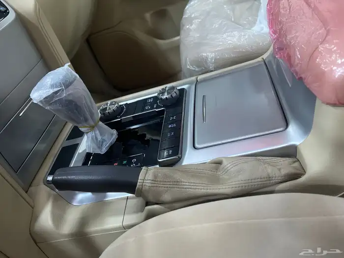 جيب لاندكروزر موديل 2017 وارد عبداللطيف جميل 5