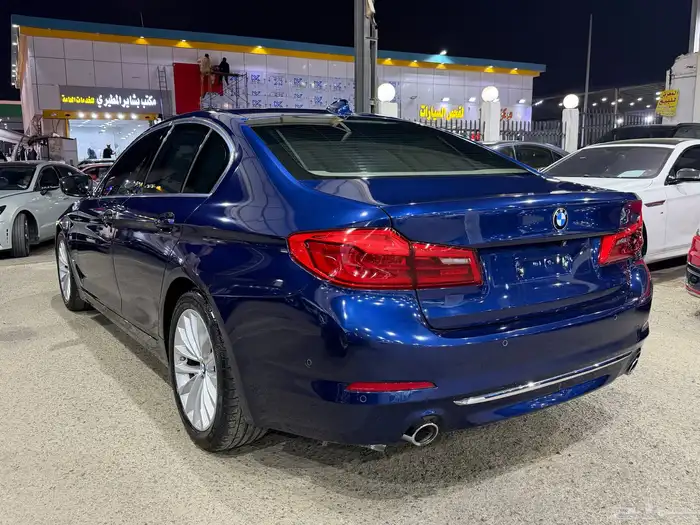 بي ام دبليو الفئة الخامسة 520i 2019 8