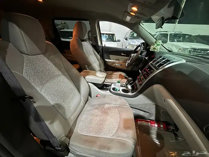 جمس اكاديا 2009 دبل نص فل عائلي ثلاث صفوف سعودي 16