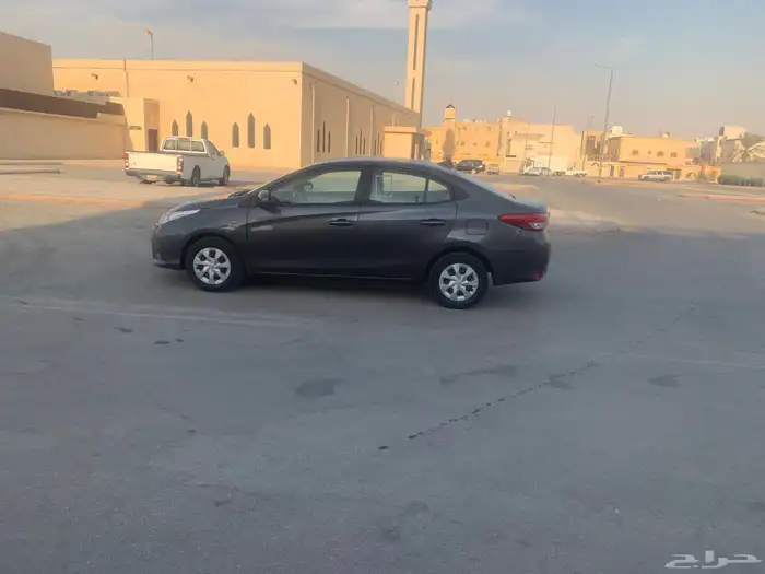 يارس 2022 للبيع 4