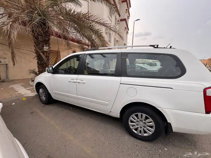 كيا كرنفال 2015 1