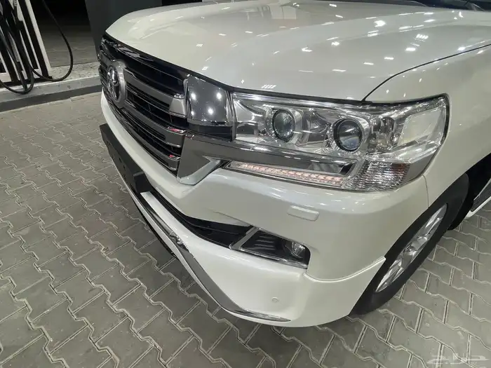 جيب لاندكروزر موديل 2017 وارد عبداللطيف جميل 31