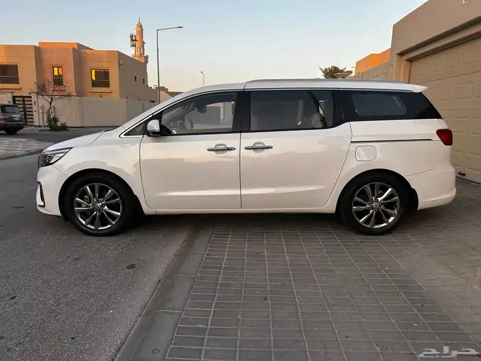 كيا كرنفال ديزل 2020 2