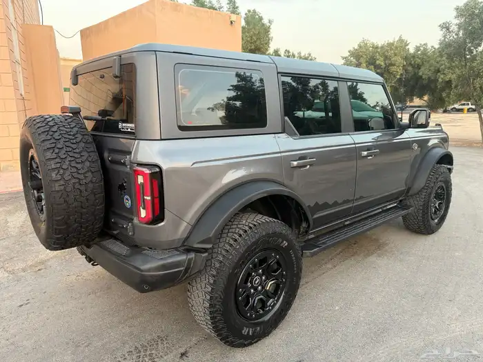 للبيع برونكو وايلد تراك 2021 سعودي بصيانات الوكالة 4