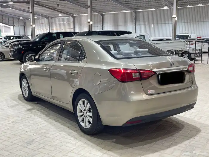 إم جي 360 موديل 2019 3