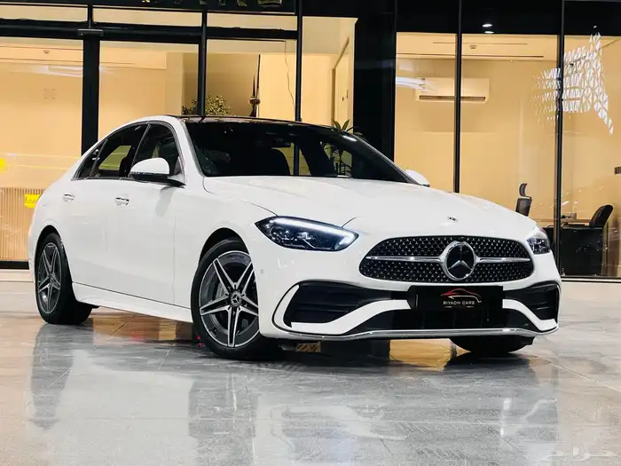 مرسيدس C200 AMG 2025 (اصفار) 1