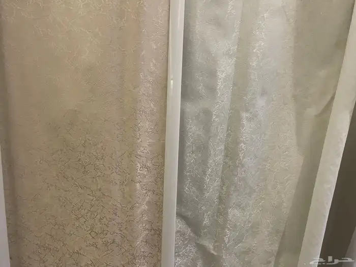 ستاير رول وحده مترين وحده متر ونص ومدخل ثلاث طاولات 2