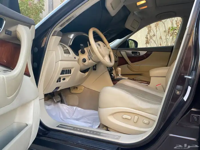 انفنتي FX فل كامل للبيع 9