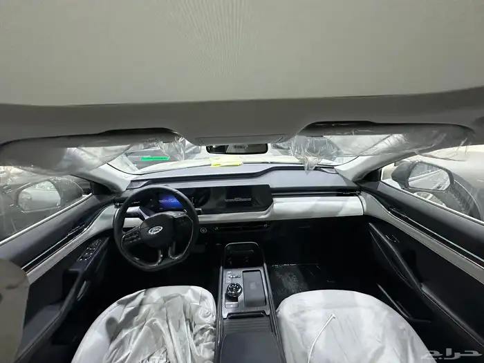 فورد تورس تيتانيوم فل كامل ماكينه 2.0 موديل 2026 3