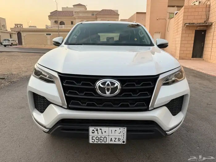 للبيع فورشنر 2024 دبل سعودي 3