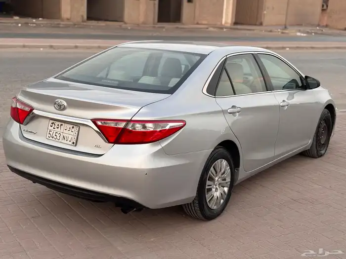 تويوتا كامري 2016 7