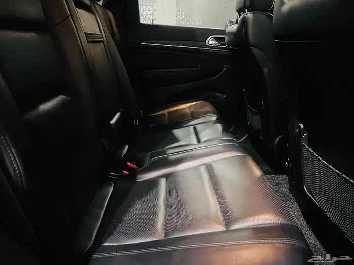 جيب جراند شيروكي 2021 وكاله (بحاله ممتازه) 10