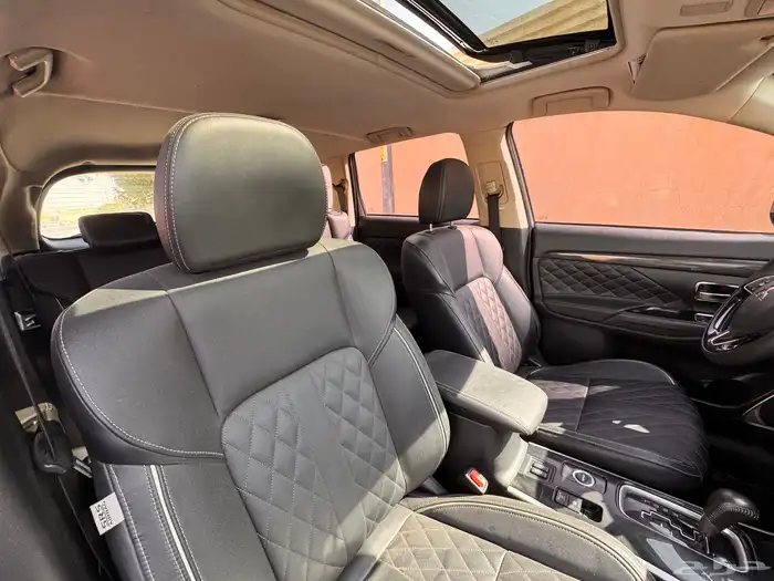 متسبيشي اوتلاندر فل كامل دبل 2021 20