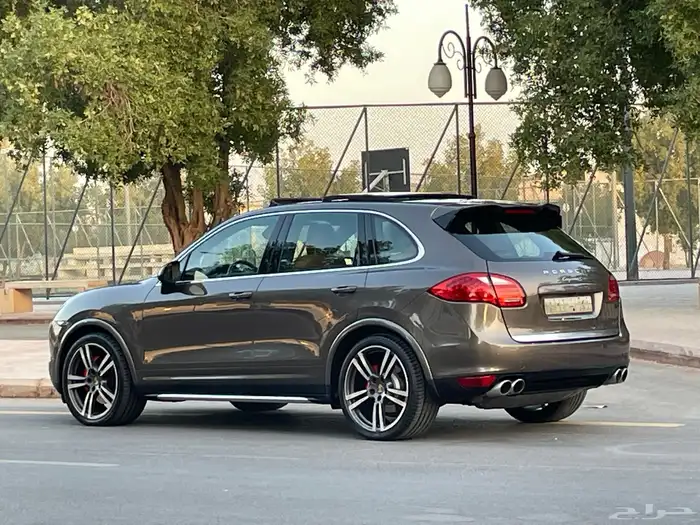 بورش كايين S 2013 فل كامل نظيف جدا منوة المستخدم 9