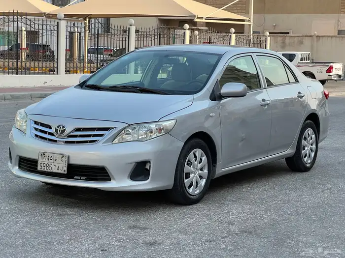 تويوتا كورولا موديل 2013 قمة النظافه 1