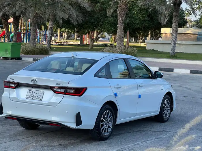 تويوتا يارس موديل 2023 نظيف 13