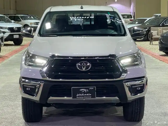 تويوتا هايلوكس 2023 ممشى 48 الف شرط الشرط فل ديزل 4