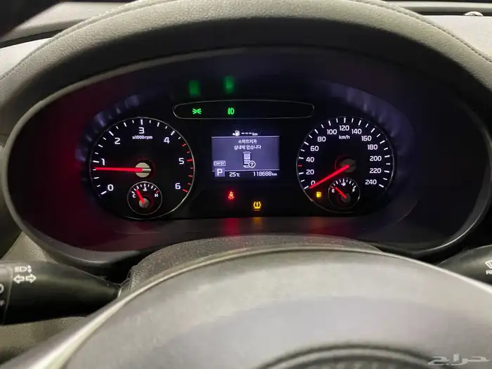 كيا سورنتو 2019 5 ركاب نص فل ( ديزل ) 2.0D 21