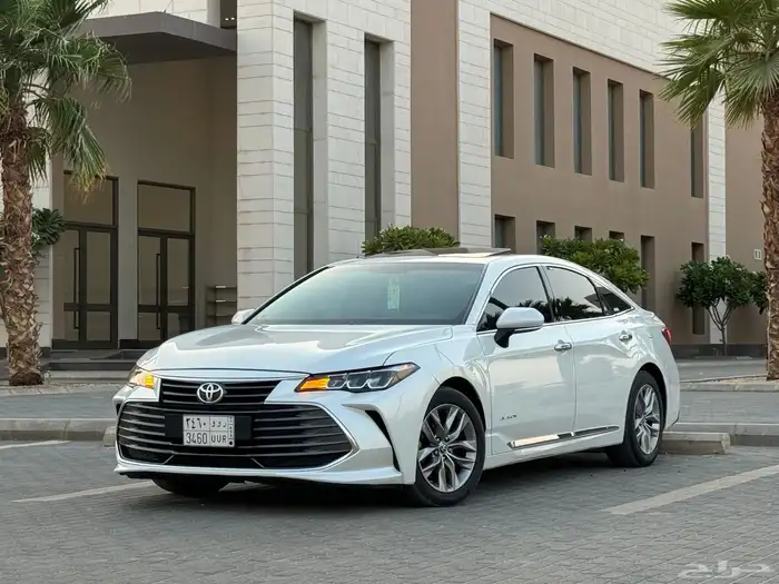 للبيع تويوتا افالون مديل 2022 2