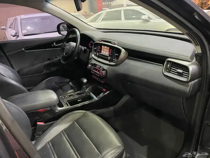 كيا سورنتو 2019 5 ركاب نص فل ( ديزل ) 2.0D 28