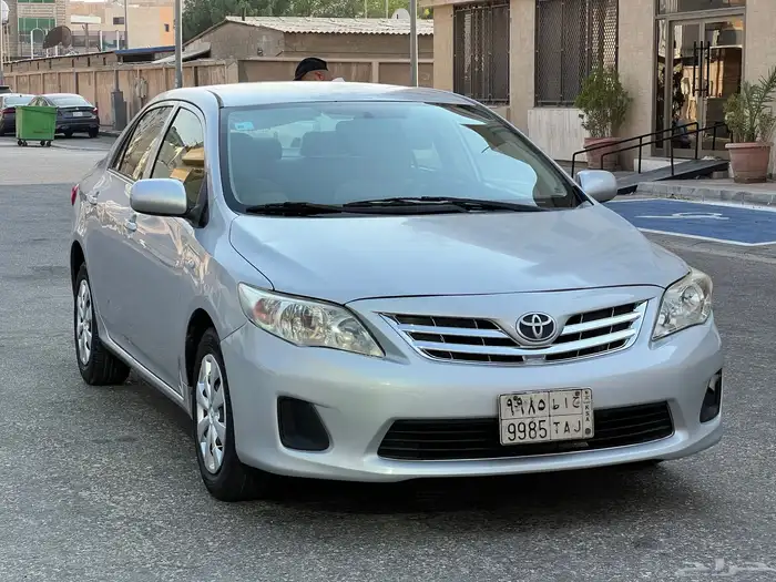 تويوتا كورولا موديل 2013 قمة النظافه 17