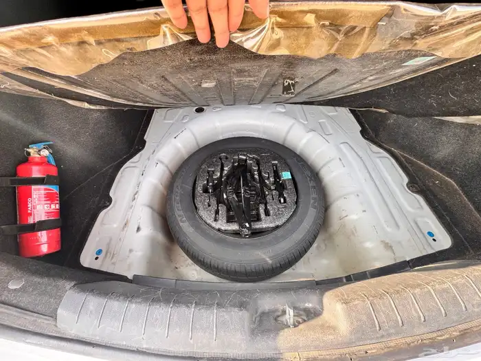 النترا 20 مالك اول 16