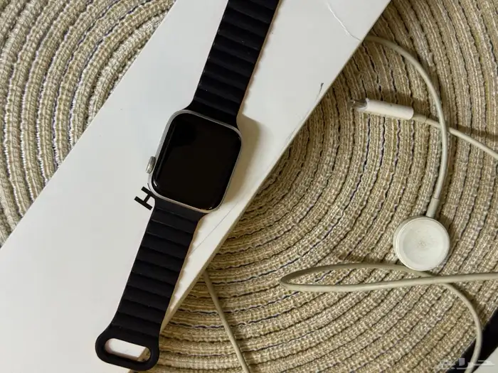 ساعة ابل seالجيل الثاني مستعملة 4