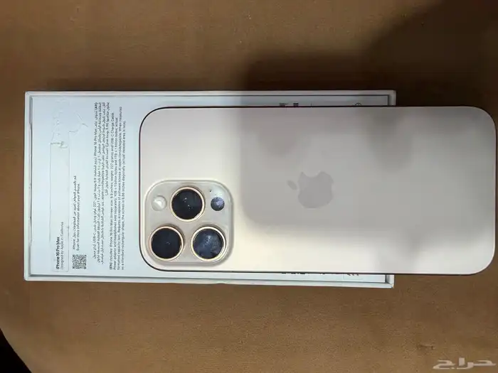 ايفون16 برو ماكس بطارية 100 كل شي وكالة 4